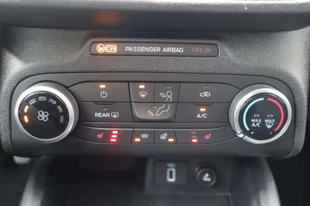 Ford Focus (2019) thumbnail 34