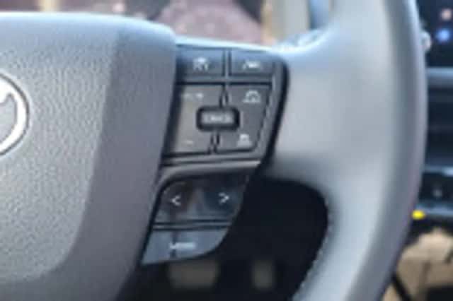 Toyota C hr (2025) thumbnail 62
