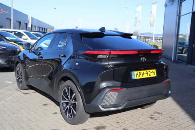 Toyota C hr (2025) thumbnail 9