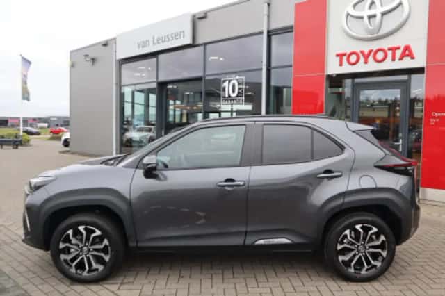 Toyota Yaris Cross (2026) thumbnail 2