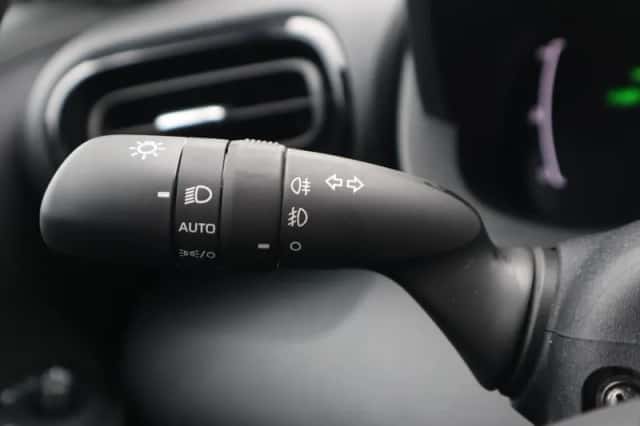 Toyota Yaris Cross (2026) thumbnail 30