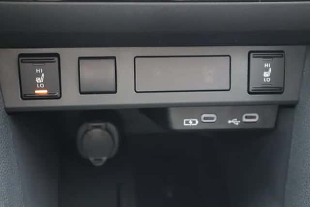 Toyota Yaris Cross (2026) thumbnail 38