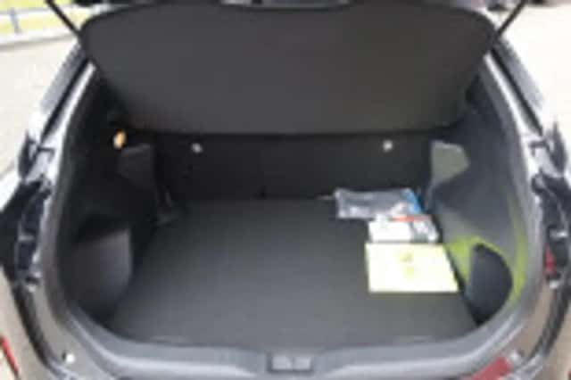 Toyota Yaris Cross (2026) thumbnail 49