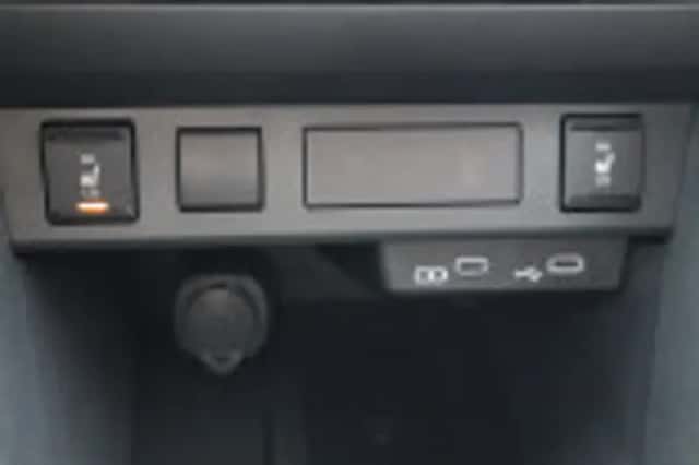 Toyota Yaris Cross (2026) thumbnail 74