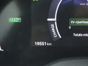 Toyota Yaris Cross (2025) thumbnail 24