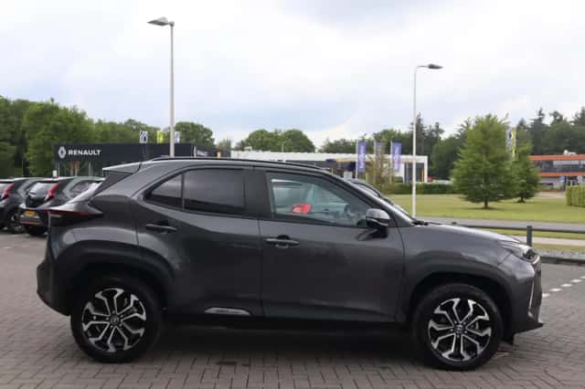 Toyota Yaris Cross (2025) thumbnail 13
