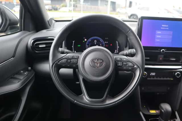 Toyota Yaris Cross (2025) thumbnail 23