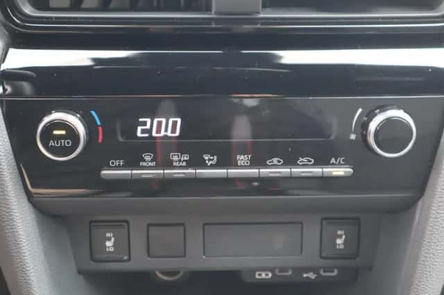 Toyota Yaris Cross (2025) thumbnail 34