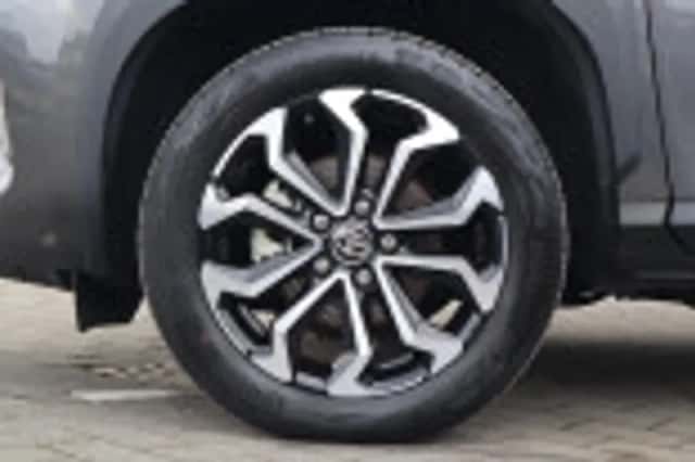 Toyota Yaris Cross (2025) thumbnail 51