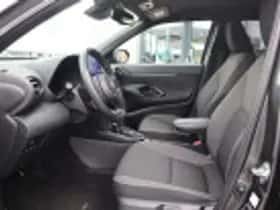 Toyota Yaris Cross (2025) thumbnail 54