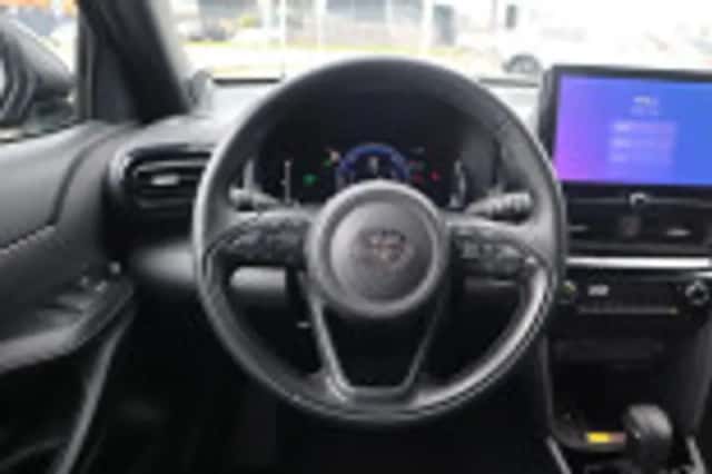 Toyota Yaris Cross (2025) thumbnail 57