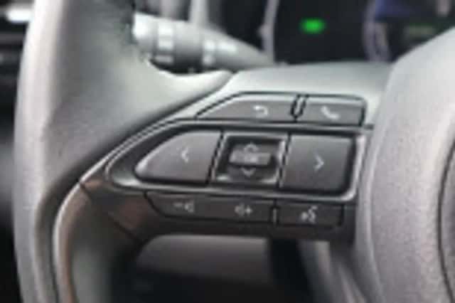 Toyota Yaris Cross (2025) thumbnail 60