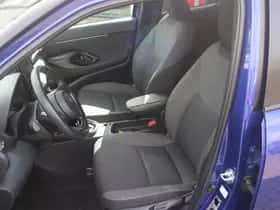 Toyota Yaris Cross (2025) thumbnail 21