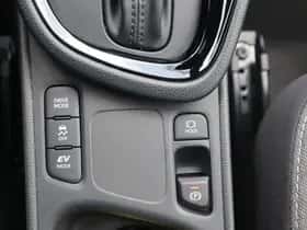 Toyota Yaris Cross (2025) thumbnail 35