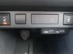 Toyota Yaris Cross (2025) thumbnail 38
