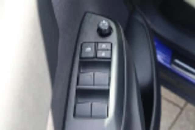 Toyota Yaris Cross (2025) thumbnail 62
