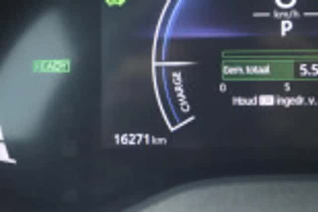 Toyota Yaris Cross (2025) thumbnail 65