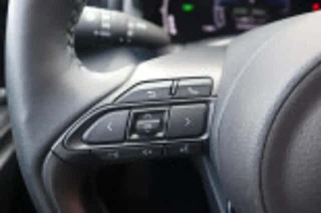 Toyota Yaris Cross (2025) thumbnail 67