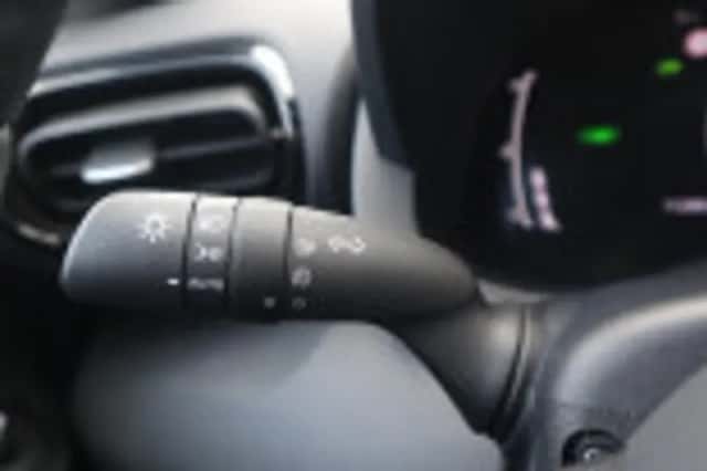 Toyota Yaris Cross (2025) thumbnail 69