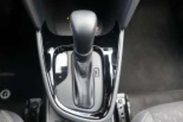 Toyota Yaris Cross (2025) thumbnail 73