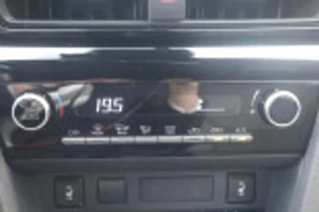 Toyota Yaris Cross (2025) thumbnail 76