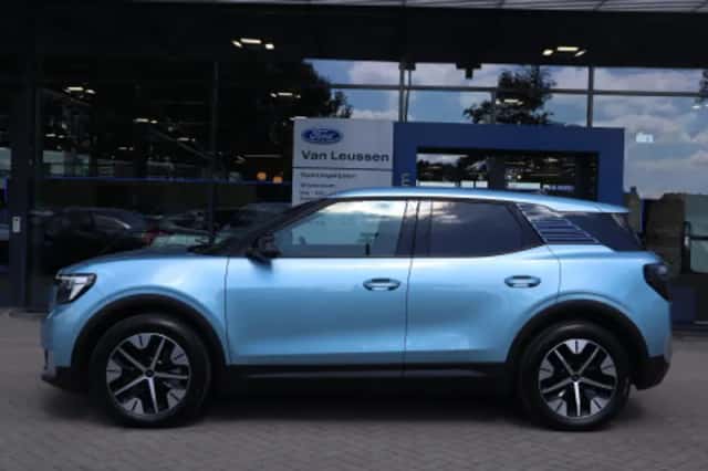 Ford Explorer (2025) thumbnail 2