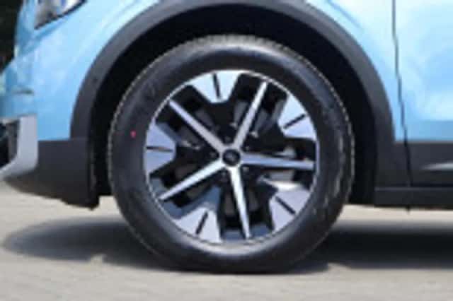 Ford Explorer (2025) thumbnail 54