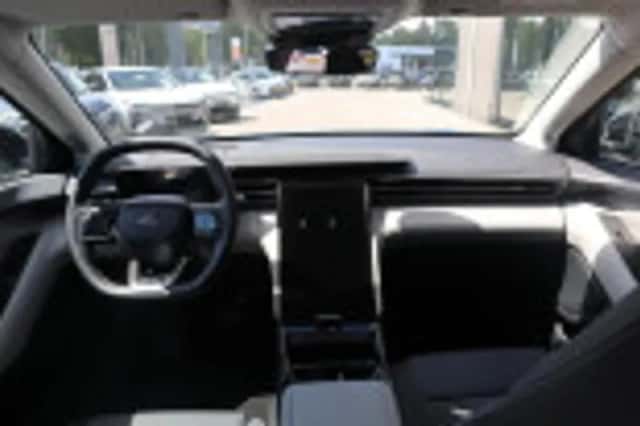 Ford Explorer (2025) thumbnail 61