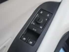 Ford Explorer (2025) thumbnail 61