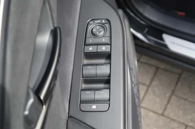 Toyota C hr (2026) thumbnail 29
