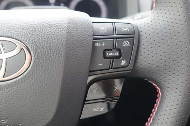 Toyota C hr (2026) thumbnail 34