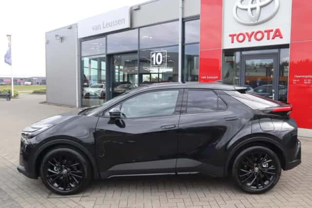 Toyota C hr (2026) thumbnail 8