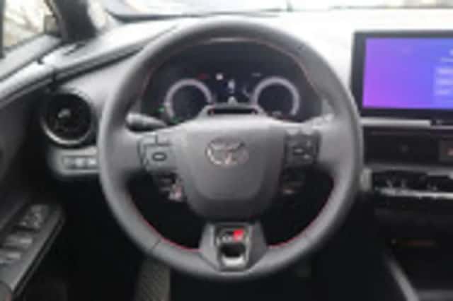 Toyota C hr (2026) thumbnail 74