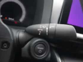Toyota C hr (2026) thumbnail 82