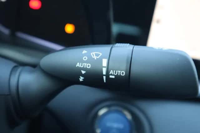 Toyota Mirai (2022) thumbnail 28
