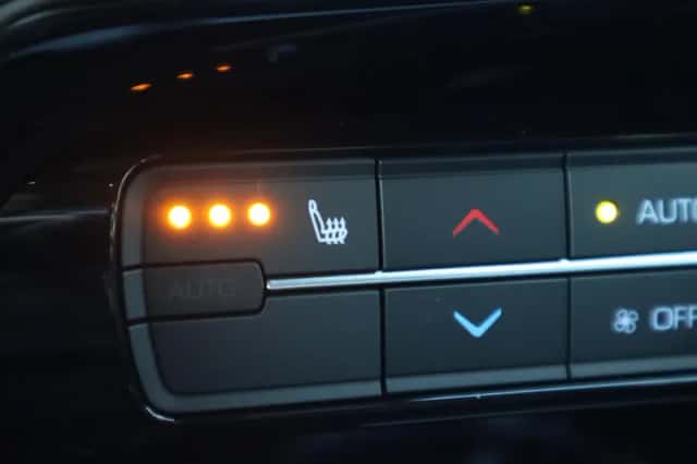 Toyota Mirai (2022) thumbnail 33