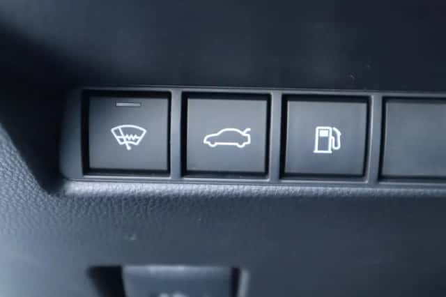Toyota Mirai (2022) thumbnail 39