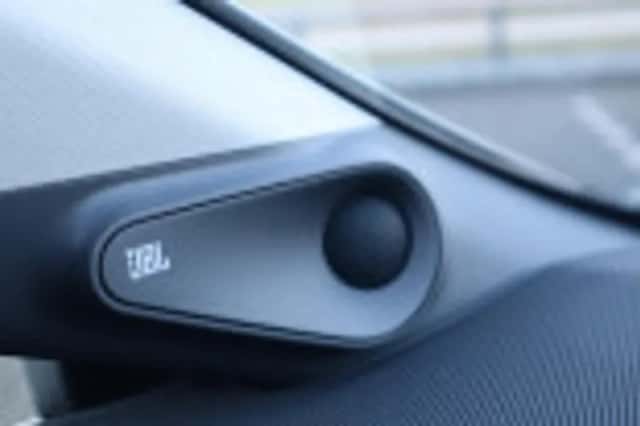 Toyota Mirai (2022) thumbnail 80