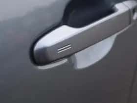 Toyota C hr (2020) thumbnail 22