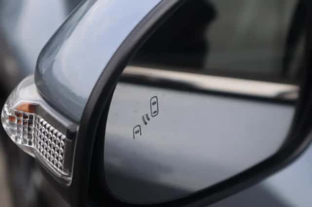 Toyota C hr (2020) thumbnail 23