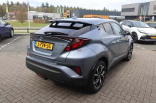 Toyota C hr (2020) thumbnail 6
