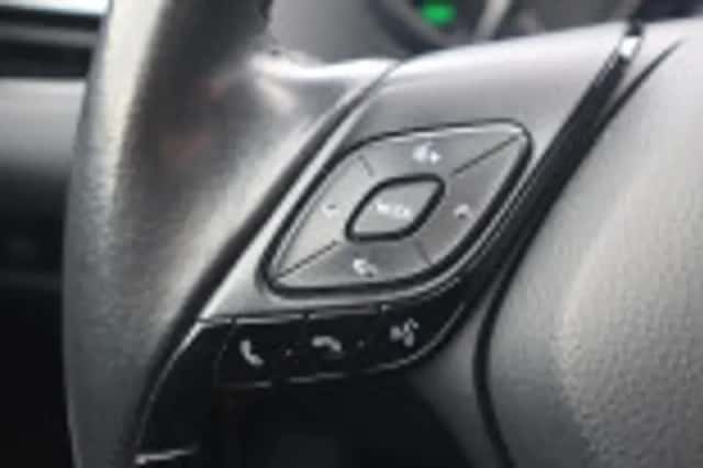 Toyota C hr (2020) thumbnail 68