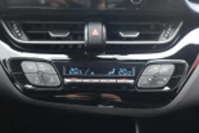 Toyota C hr (2020) thumbnail 76