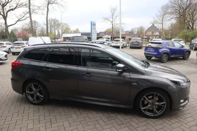 Ford Focus (2018) thumbnail 14