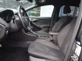 Ford Focus (2018) thumbnail 21