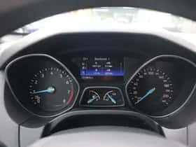 Ford Focus (2018) thumbnail 25
