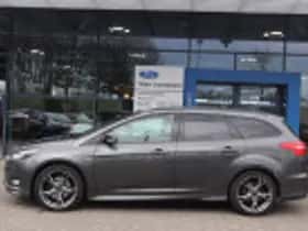 Ford Focus (2018) thumbnail 39