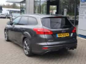 Ford Focus (2018) thumbnail 40