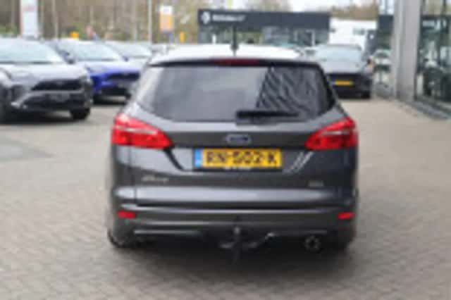 Ford Focus (2018) thumbnail 41