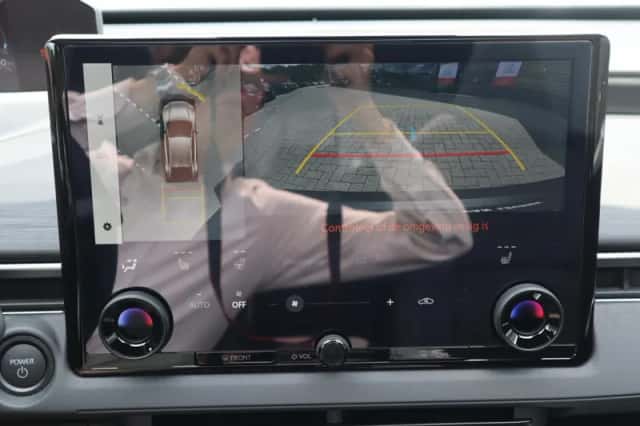 Toyota C hr (2026) thumbnail 38